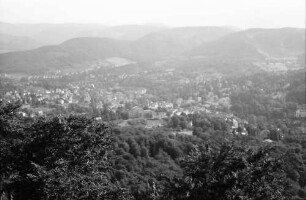 Baden-Baden: Blick vom Schloss Hohenbaden auf die Stadt