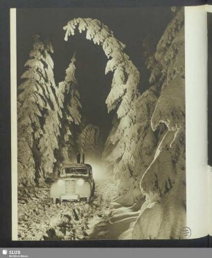 Eine abenteuerliche Autofahrt durch den Schnee
