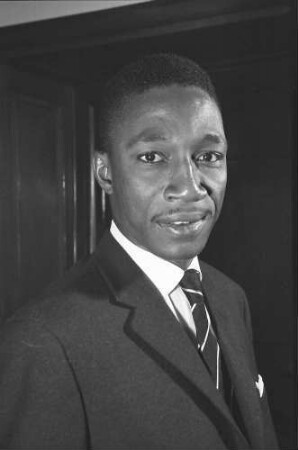 Freiburg: afrikanische Intellektuelle; Empfang im Rathaus; Portraits der Gäste