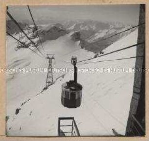 Garmisch-Partenkirchen, Zugspitze und Schneefernerhaus, Blick von der Bergstation