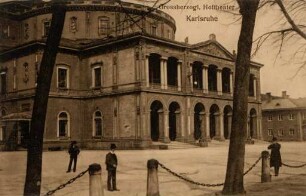 Postkartenalbum mit Motiven von Karlsruhe. "Großherzogliches Hoftheater. Karlsruhe"