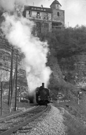 Lok 21, G(St) 305, Haigerloch, Tunnel, seit 1935 steht hier eine Warnblinkanlage
