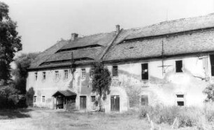 Hohendubrau-Gebelzig-Nieder-Gebelzig. Ehem. Gut Nieder Gebelzig, Wirtschaftshof, zu dem ehem. die Wassermühle gehörte, Teilansicht