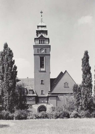 Werdau, Turmfront von Sankt Bonifatius