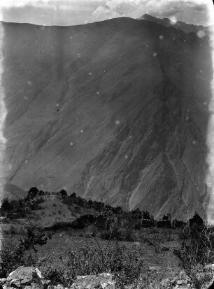 Conquista-Ruinen : Berglandschaft mit Ruinen