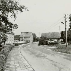 Klein Loitz. Dorfstraße : Felixsee-Klein Loitz, Dorfstraße. Blick nach Norden