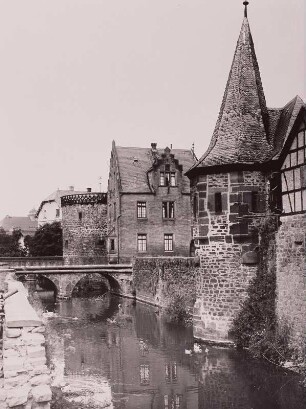 Büdingen, Mühlentor : Büdingen. Mühlentor mit Steinernem Haus