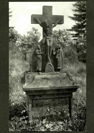 Friedhof. Grabkreuz 1840