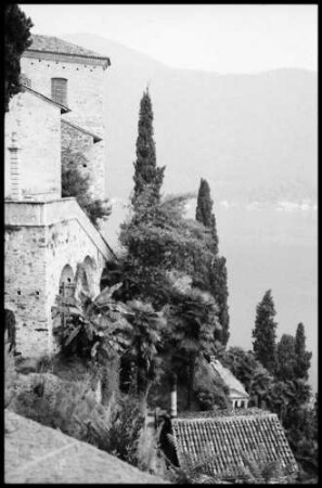 Morcote: an der oberen Treppe