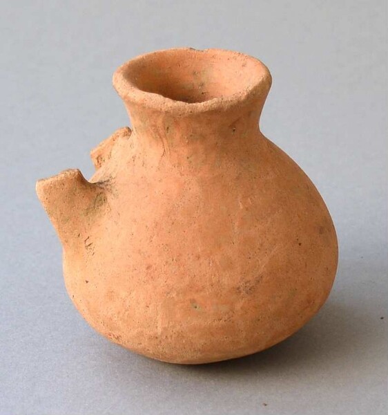 Clay vessel