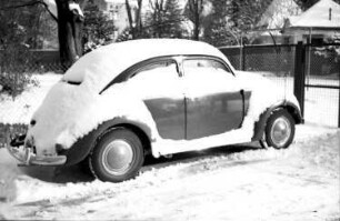 Freiburg: Unser VW im Schnee