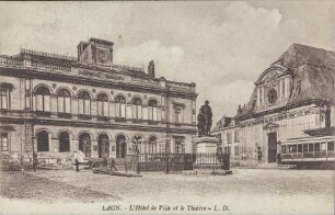 Laon. - L'Hôtel de Ville et le Théâtre - L. D.