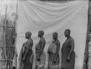 Frauen der Yao (Deutsch-Ostafrikaexpedition 1906-1907)