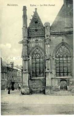 Detail der Kirche in Mézières