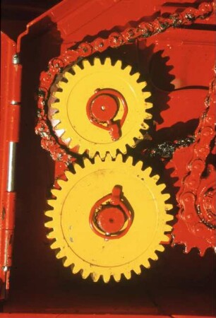 Fotografie: Energietechnik, Energieerzeugung, Biomasse, Holzhacker, Getriebe