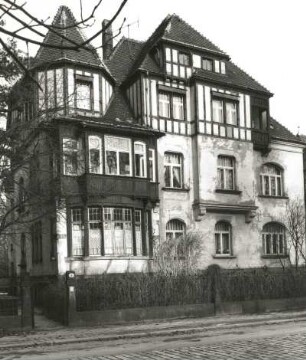 Dresden-Blasewitz, Goetheallee 9. Wohnhaus (1903/1905)