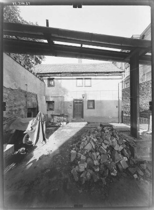 Meißen-Altstadt, Hintermauer 10. Wohnhaus (1. H. 19. Jh.). Hofansicht
