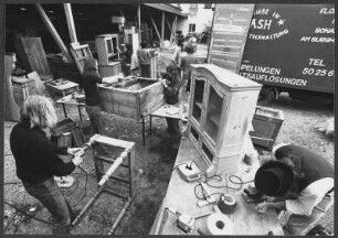 Alternativer Betrieb der Arbeitslosenselbsthilfe (ASH), Möbelrestaurierung, Frankfurt am Main