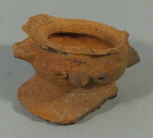 Fragment eines Tongefäßes