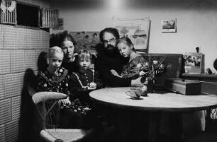 Familie B./K. (Töpfer) am Eßtisch