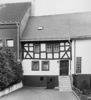 Mengerskirchen, Ringstraße 5
