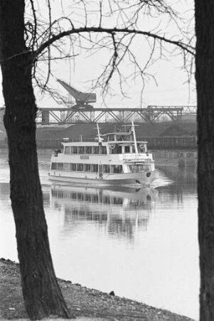 Fahrgastschiff Karlsruhe. Eröffnung der Fahrgastsaison