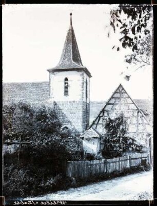 evangelische Kirche von Südosten