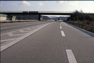 Ausfahrt aus Nebenfahrbahn Süd der A6 (Mannheim Richtung Heilbronn) zu Hauptfahrbahn Süd der A6 (Mannheim Richtung Heilbronn)