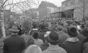 Totengedenkfeier zum Totensonntag auf dem Mühlburger Friedhof.
