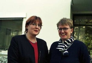 Freiburg im Breisgau: Zwei Mitarbeiterinnen des Tumor-Zentrums des Universitätsklinikums