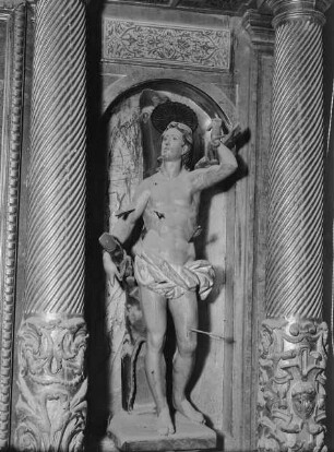 Hochaltar: 1. Hauptgeschoss, rechter Teil, rechte Figur: Heiliger Sebastian