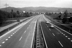 Freiburg: Autobahnzubringer Mitte, von der Lehener Brücke, Zustand 1969