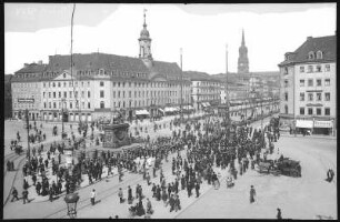 Dresden. Hauptstraße und Goldener Reiter