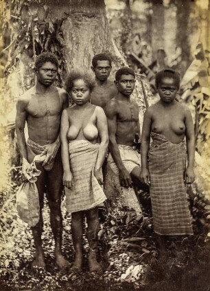 Gruppenportrait (Philippinen-Aufenthalt 1897-1932 - Album "Nord-Luzon-Typen")