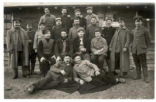 Postkarten aus dem Kriegsgefangenenlager Puchheim: o.Nr.: Gruppenaufnahmen (mehrere Aufnahmen)