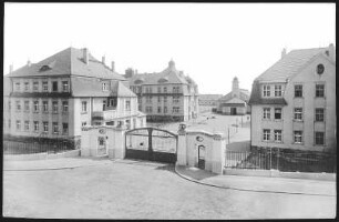 Bautzen. Kaserne des Königlich Sächsischen 2. Feld-Artillerie-Regiments. No. 28, Haupteingang