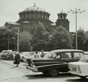 Bulgarien, Sofia, Kirche S. Nedeli, Parkplatz