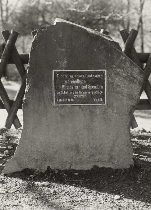 Netzschkau, Gedenkstein : Netzschkau. Gedenkstein (Oktober 1935), Schönsichtweg (Schullandheim "Schönsicht")