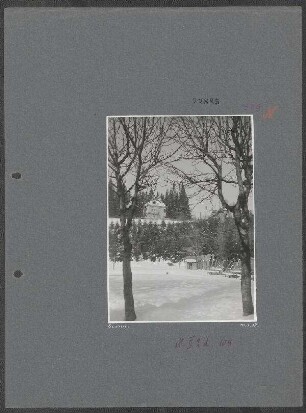 Wiederherstellung und laufender Unterhalt der Bahnstrecke Predeal (Kronstadt) - Ploesti auf rumänischer Seite: Verschneite Villen in Sinaia