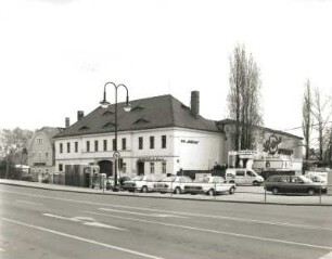 Dresden-Blasewitz, Schillerplatz 10/11/Ecke Am Schillerplatz. Ehem. Gasthof Blasewitz. Ansicht von Südwesten