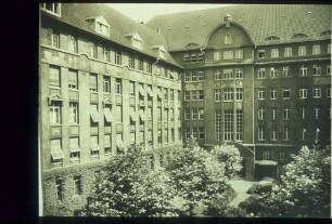 Direktionsgebäude der Württembergischen Staatseisenbahn: Innenhof