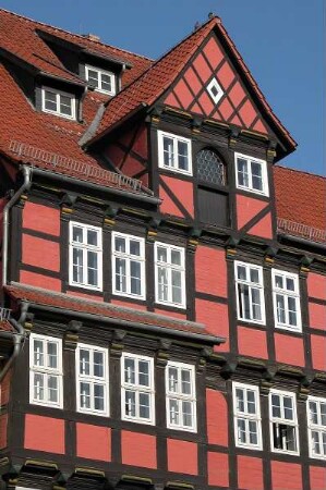 Quedlinburg - Fachwerkhäuser am Markt : Historische Fachwerkbauten, aufgenommen in der Weltkulturerbestadt Quedlinburg, ca. 2004