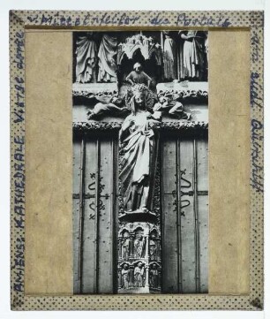 Amiens, Kathedrale Notre Dame : Südliches Querschiff, Portal, Mittelpfeiler