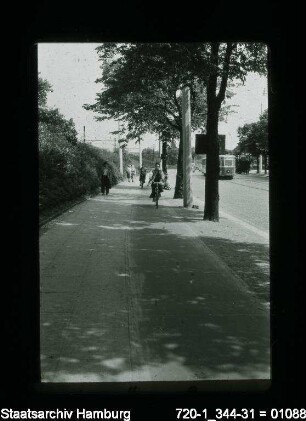 Lombardsbrücke, Radweg