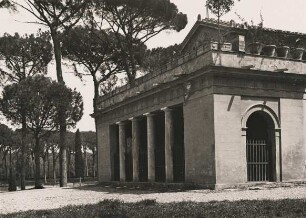 Rom. Italien. Parkanlage Villa Borghese. Gartenhaus