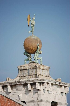 Dogana da Mar : Figuren auf der Dogana da Mar, der einstigen Zollstelle, Stadtteil Dorsoduro. Aufgenommen im März 2007. Foto: Uwe Gerig