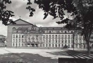Ehemaliges kurfürstliches Schloss