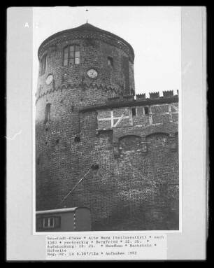 Alte Burg — Bergfried