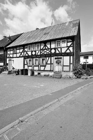 Fachwerkhaus; Herbstein, Heisterser Straße 11