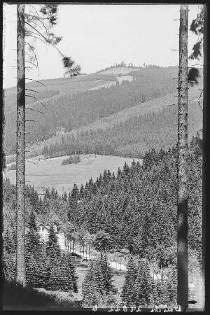Wildenthal. Wildenthal mit dem Auersberg